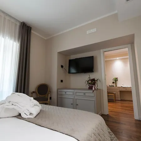 Grand Hotel