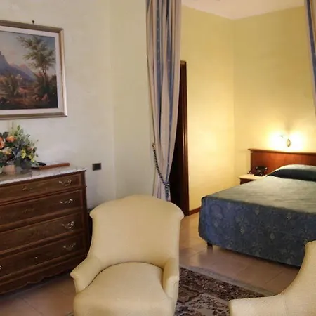 Hotel Grand 4*
