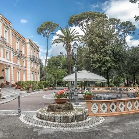 Hotel Grand